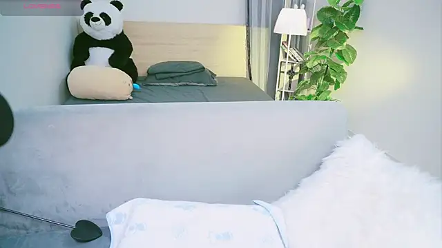 Cherry-26 online show from October 30, 2025, 9:18 am