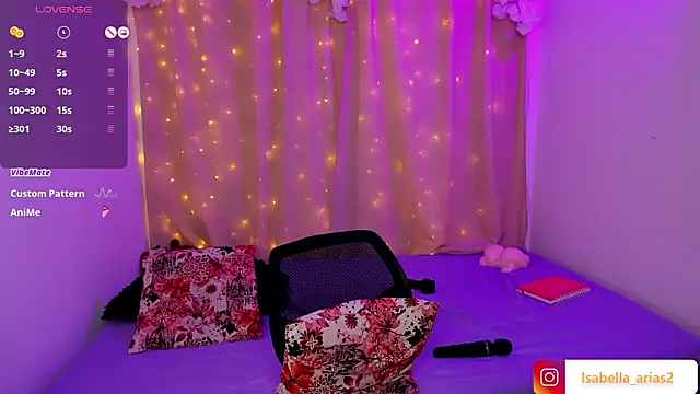 isabella arias2 online show from February 6, 2026, 7:04 am