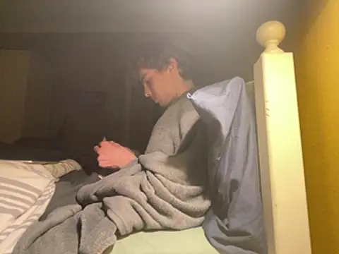 Snapshot of Randy9222 chatting on February 21, 2026, 9:06 pm Randy9222 online show from February 21, 2026, 9:06 pm