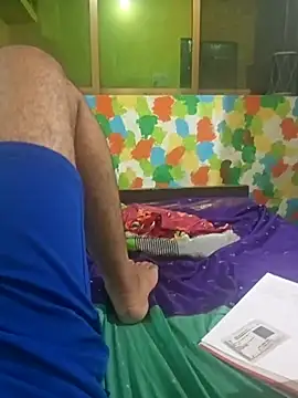 ramulove124 online show from October 12, 2025, 12:50 pm