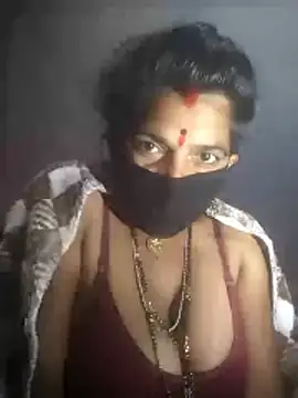 Hott cutgirl online show from December 17, 2025, 3:06 pm