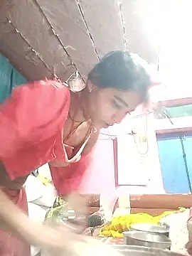 Snapshot of R_Roshni chatting on January 11, 2026, 12:17 am R Roshni online show from January 11, 2026, 12:17 am