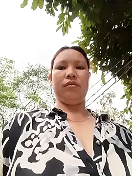 callistra online show from April 5, 2026, 11:00 pm