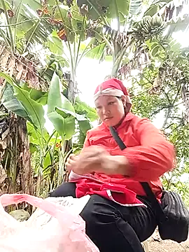 callistra online show from November 19, 2025, 3:39 am