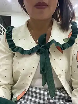 Snapshot of Milky-milk chatting on April 12, 2026, 1:47 pm Milky-milk online show from April 12, 2026, 1:47 pm