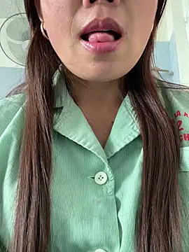 Snapshot of Milky-milk chatting on March 27, 2026, 5:16 am Milky-milk online show from March 27, 2026, 5:16 am