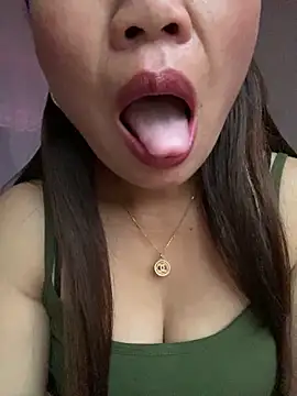 Snapshot of Milky-milk chatting on March 10, 2026, 11:42 pm Milky-milk online show from March 10, 2026, 11:42 pm