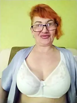 Alissa55552111 online show from April 10, 2026, 9:22 pm