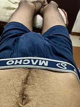 king boy070 online show from January 18, 2026, 11:24 am