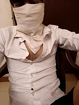 king boy070 online show from December 15, 2025, 9:37 am