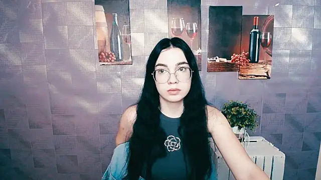 MiraBabe  online show from September 22, 2025, 8:20 am