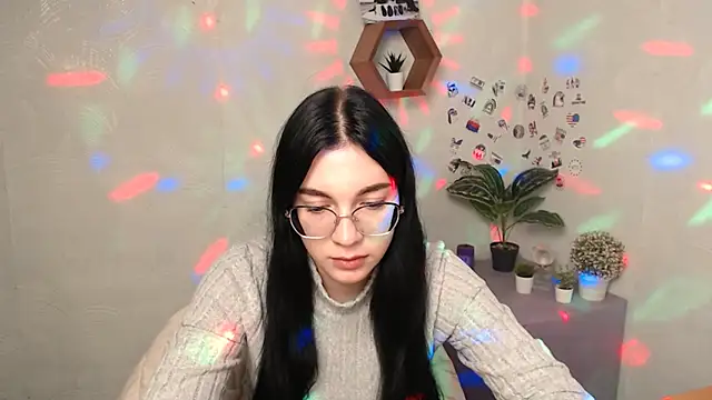 MiraBabe  online show from October 6, 2025, 8:37 am