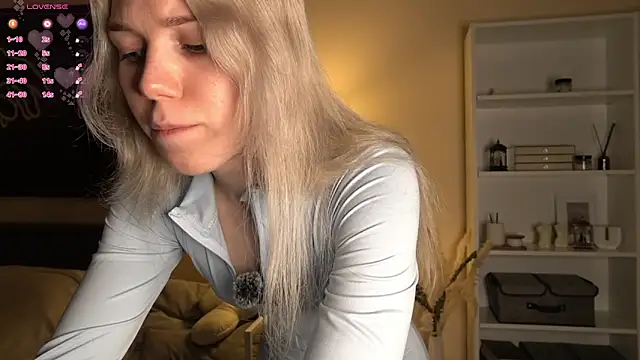 DianeHonnette online show from February 13, 2026, 7:14 pm