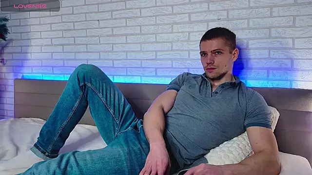 GarettVoss online show from December 22, 2025, 7:08 am