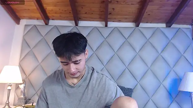 Clement Reyes online show from October 26, 2025, 1:00 pm