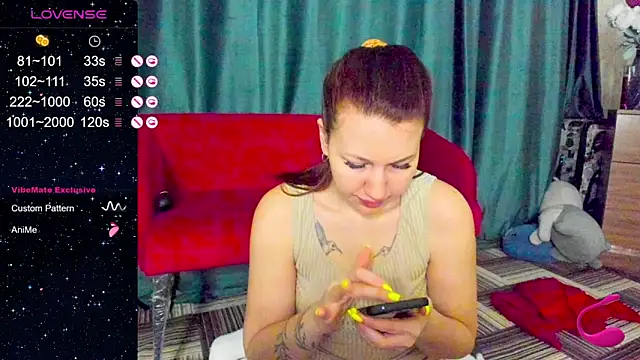 Snapshot of LillyLover_ chatting on October 17, 2025, 12:58 am LillyLover online show from October 17, 2025, 12:58 am
