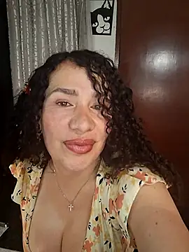 Lina 444 online show from July 18, 2026, 1:36 am