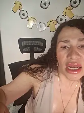 Lina 444 online show from June 13, 2026, 1:58 am