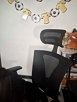 Lina 444 online show from June 28, 2026, 3:02 am