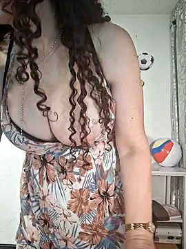 Lina 444 online show from June 14, 2026, 2:24 am