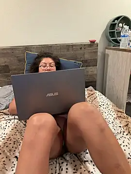 sw33th3art online show from July 11, 2026, 1:33 pm