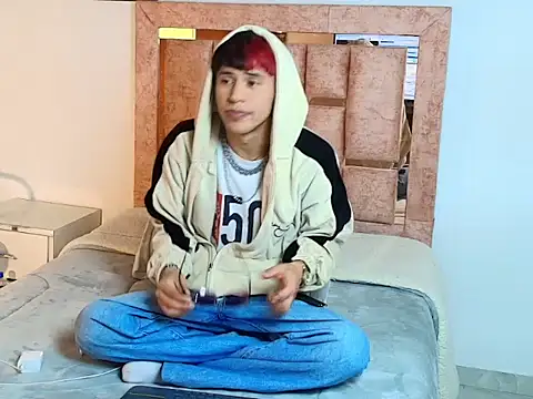 DemianSalvatore online show from November 29, 2025, 9:04 pm