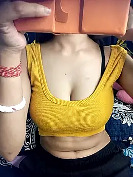 Snapshot of Sweets-jaanu chatting on April 9, 2026, 6:19 am Sweets-jaanu online show from April 9, 2026, 6:19 am