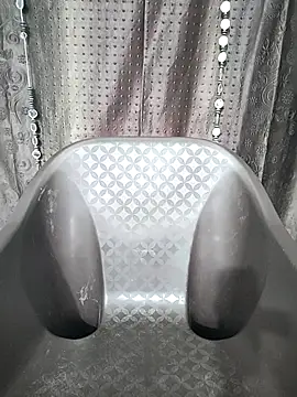 Snapshot of liza_rani12 chatting on October 10, 2025, 4:57 am liza rani12 online show from October 10, 2025, 4:57 am