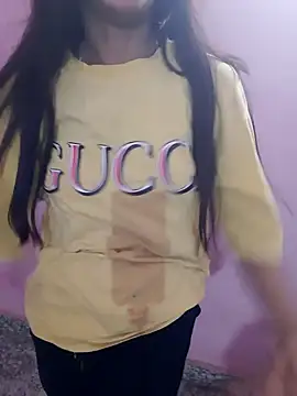 Snapshot of Baby_girl67 chatting on October 28, 2025, 6:12 am Baby girl67 online show from October 28, 2025, 6:12 am