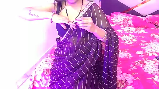 Lovelyy-couple online show from April 11, 2026, 3:38 pm