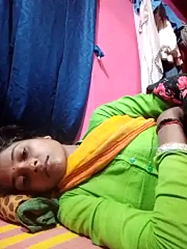 Hot reshmaji online show from November 5, 2025, 9:29 pm