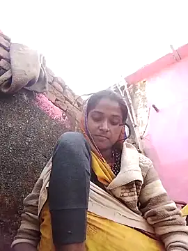 Hot reshmaji online show from November 9, 2025, 3:54 am