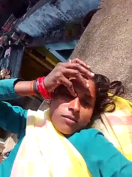 Hot reshmaji online show from November 11, 2025, 4:40 am