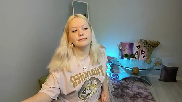 RoseThomas  online show from September 28, 2025, 5:36 am