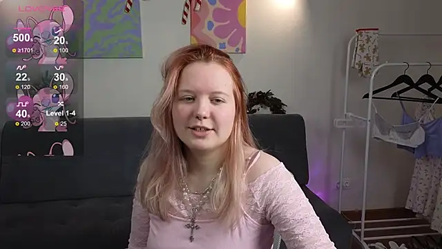 RoseThomas  online show from December 21, 2025, 10:06 am