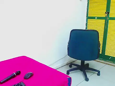 SexyCloe45 online show from February 10, 2026, 6:12 am