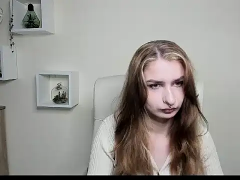 NinaBlond1 online show from October 16, 2025, 5:49 am