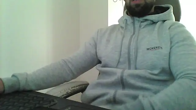 yourfantasy777 online show from February 22, 2026, 5:25 pm