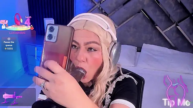 Aliyahsstone online show from December 18, 2025, 12:09 pm