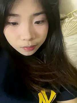 Snapshot of -Tania- chatting on October 26, 2025, 12:27 pm -Tania- online show from October 26, 2025, 12:27 pm