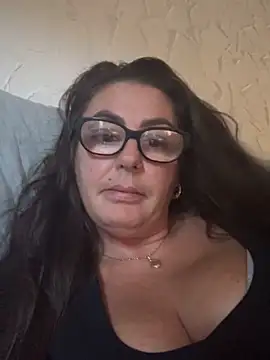 Rileyxxx69 online show from September 20, 2025, 8:47 pm