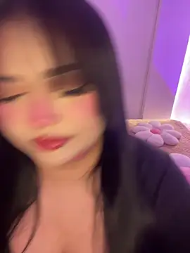 Mericute  online show from March 23, 2026, 2:11 am