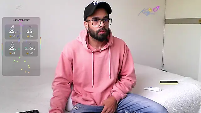 Snapshot of htrebor87 chatting on February 23, 2026, 5:46 pm htrebor87 online show from February 23, 2026, 5:46 pm