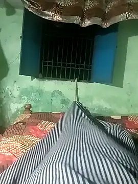 AgitatedStrip9 online show from October 5, 2025, 4:31 pm