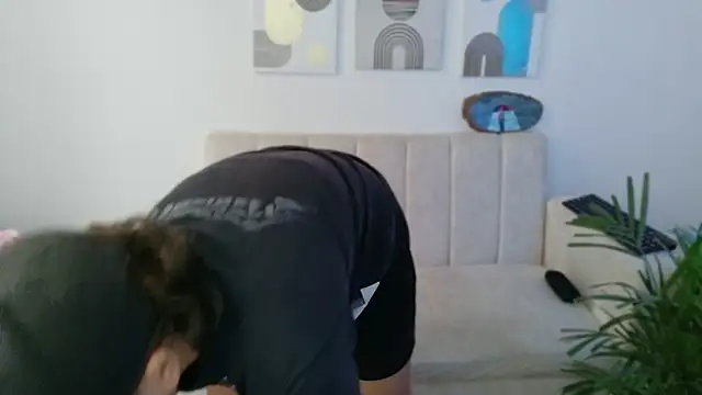 dirty feelena online show from October 8, 2025, 7:03 pm