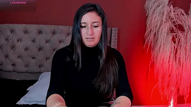 angela fiory online show from October 28, 2025, 9:36 pm