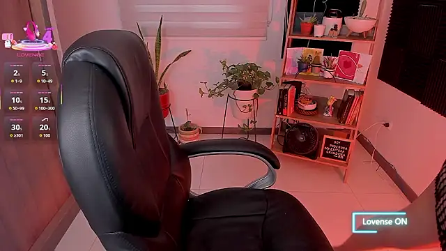 Snapshot of TaniaVelvet chatting on February 22, 2026, 4:19 pm TaniaVelvet online show from February 22, 2026, 4:19 pm