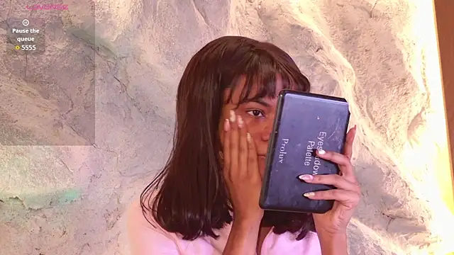 Stellaciel  online show from April 28, 2026, 4:55 pm