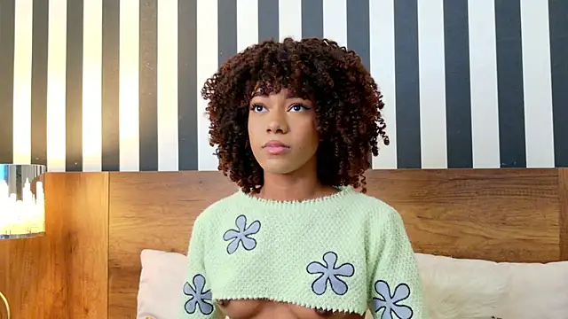 Stellaciel  online show from October 22, 2025, 10:41 pm