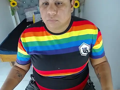 hotlesby valery online show from November 26, 2025, 7:36 pm